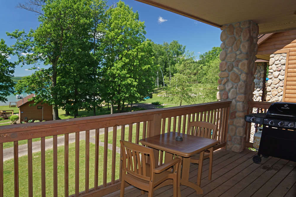 Sugar Lake Lodge Grand Rapids Exteriör bild